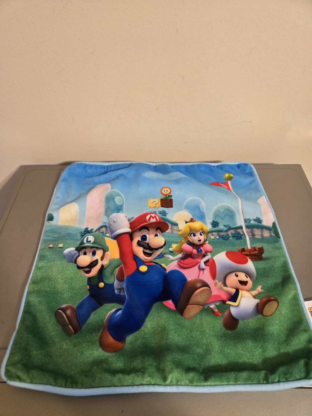 Nintendo Super Mario 14"×14" Pillowcase